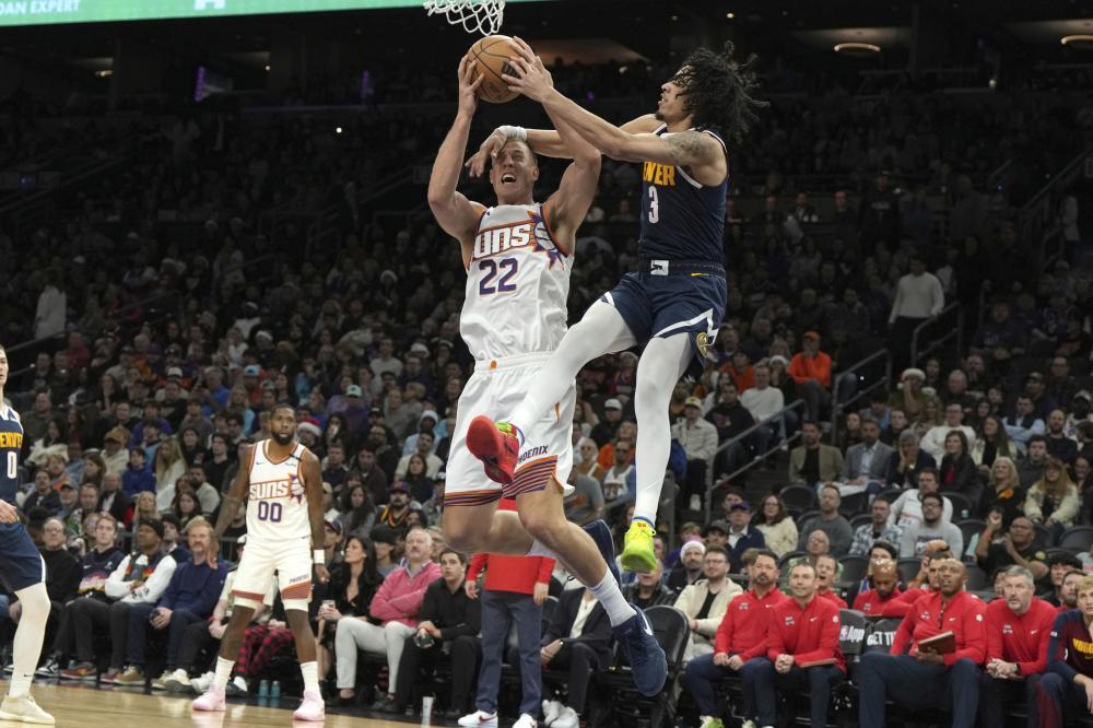 杨的防守压 杨的防守压