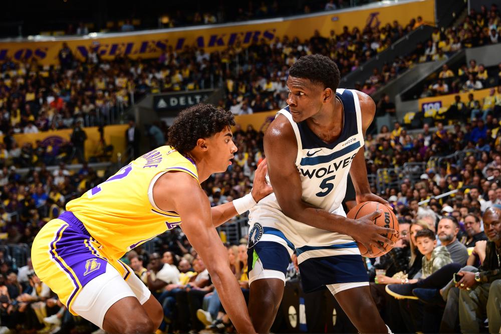 韩德君出战 韩德君出战