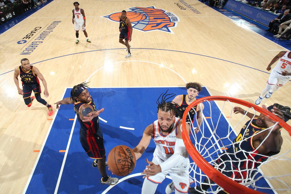 文班亚马、约基奇和姚明，这会儿进NBA，姚能成为第一中锋吗？.