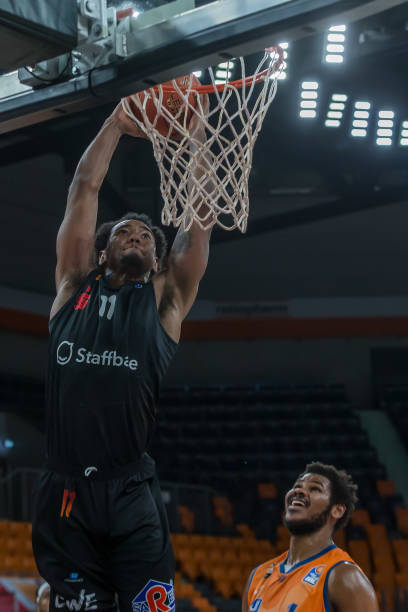 合凭借高压 合凭借高压